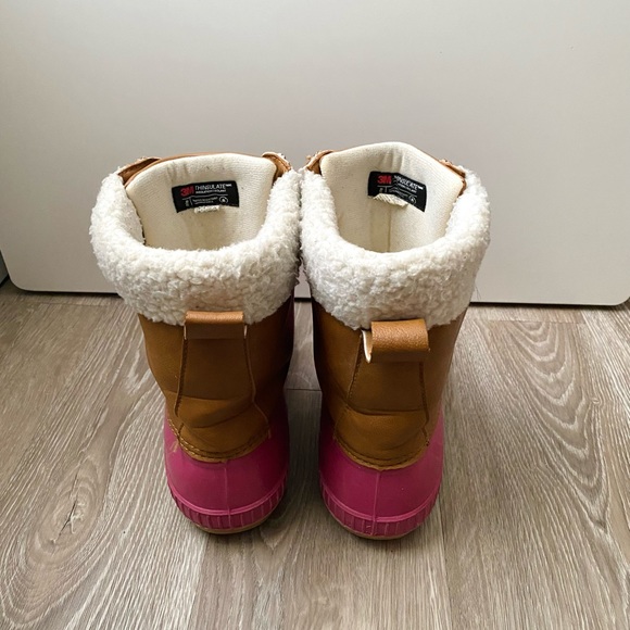 Gap Youth, Teens, Women Snow Boots Water Resistant, Insulated, Size Women US 7-8 - Picture 4 of 8
